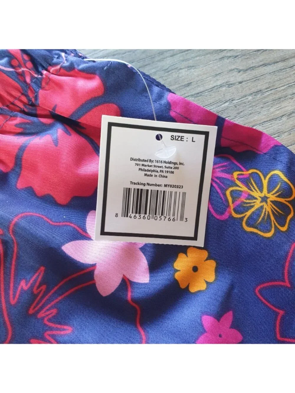 Colorful Floral Mens Swim Trunks Size L With Elastic Waist Drawstring 32